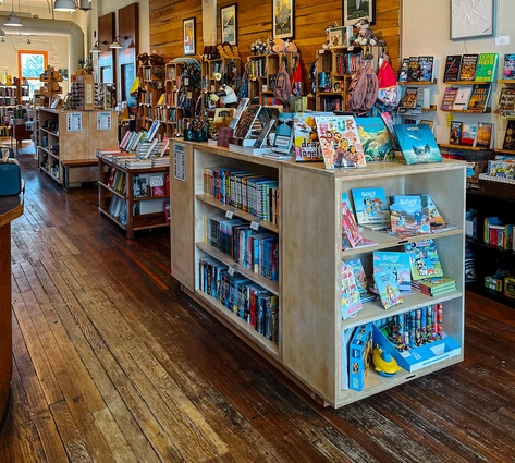 Basecamp Books and Bites in Roslyn, WA